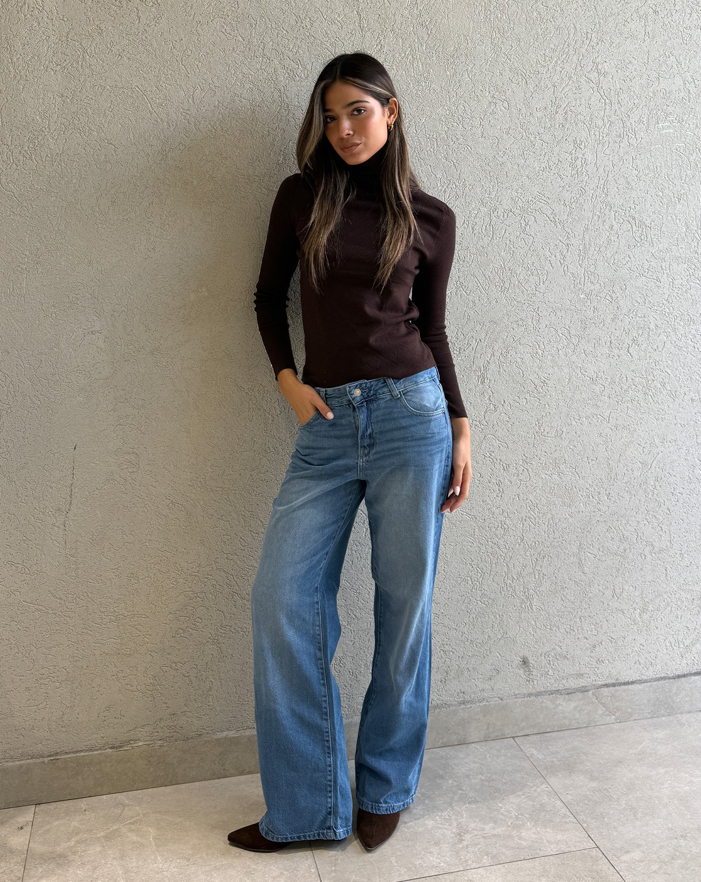 WIDE LEG AMBER