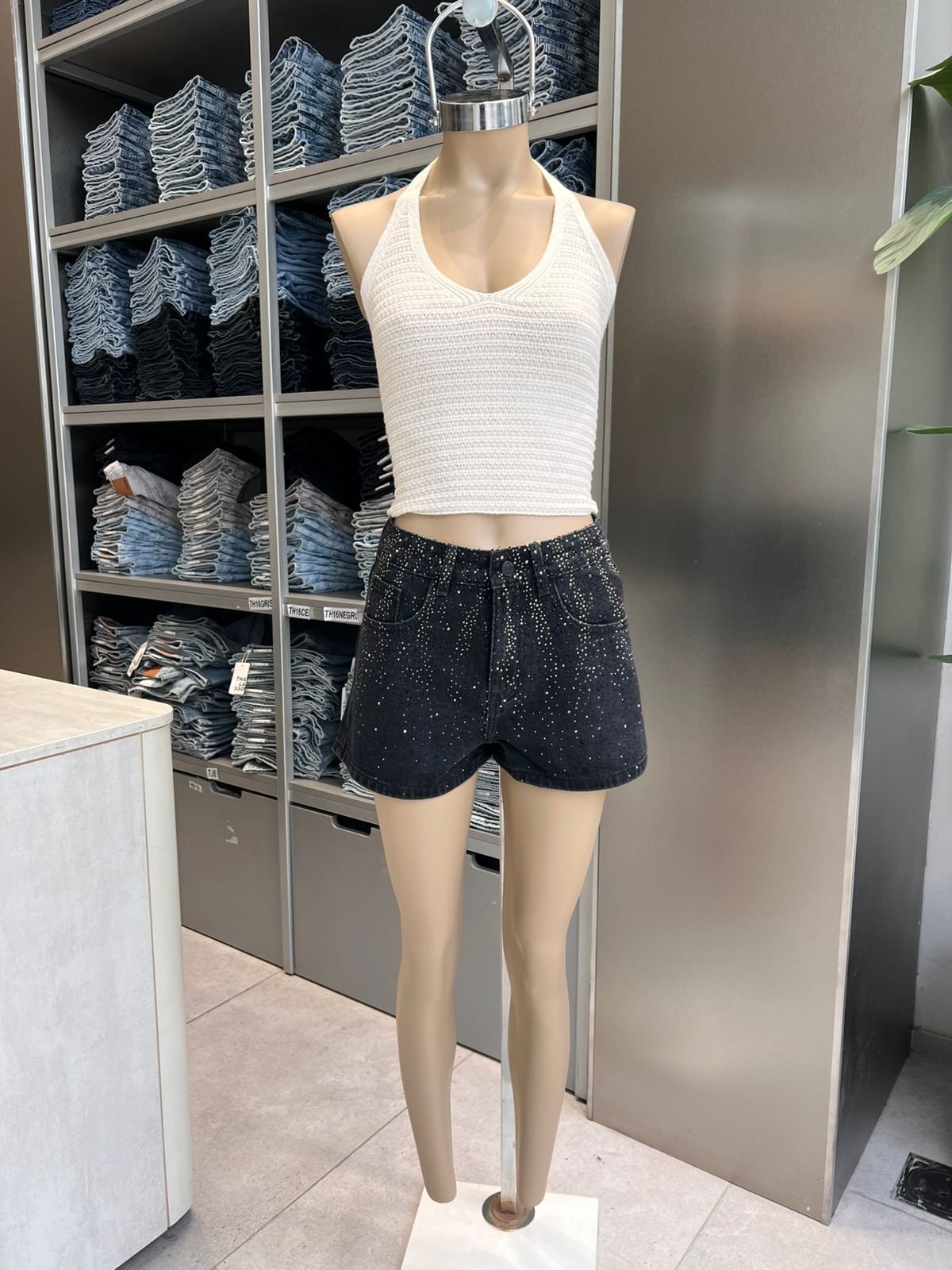 SHORT STRASS COMBINADO NEGRO - TH26